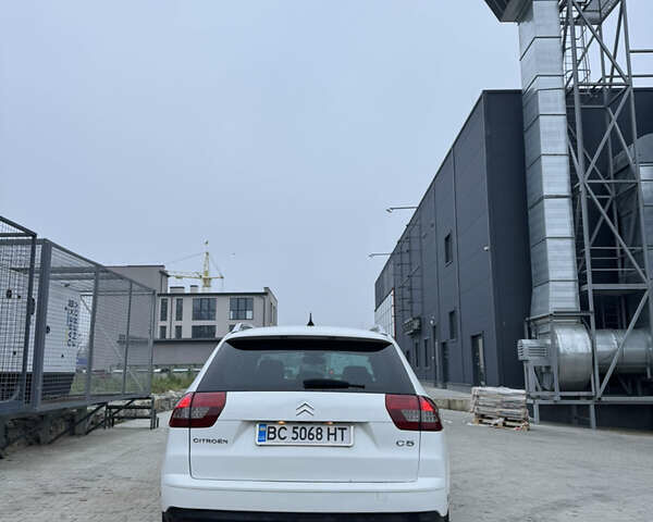 Білий Сітроен С5, об'ємом двигуна 2 л та пробігом 252 тис. км за 7150 $, фото 6 на Automoto.ua