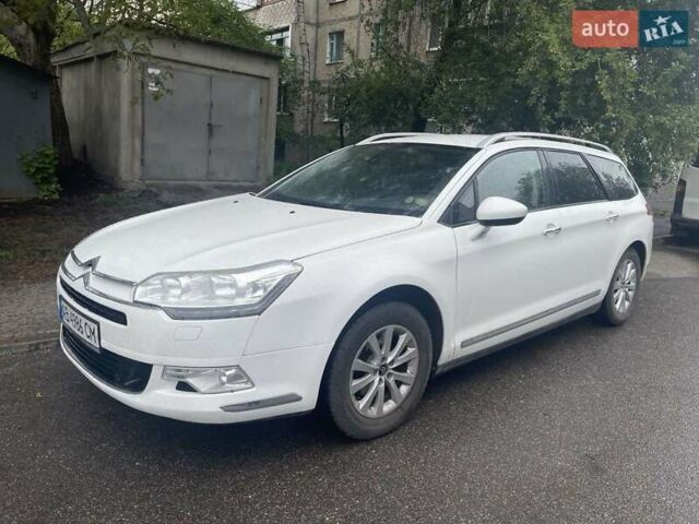 Белый Ситроен С5, объемом двигателя 1.6 л и пробегом 298 тыс. км за 6500 $, фото 5 на Automoto.ua