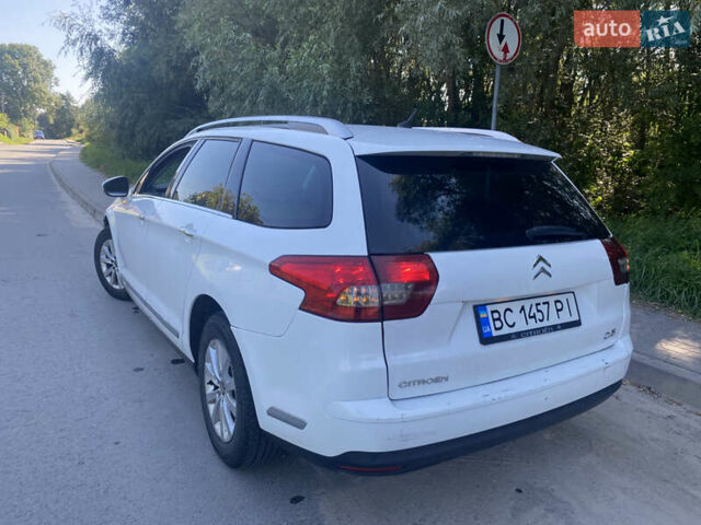 Ситроен С5 2011 в Львове на Automoto.ua Белый Ситроен С5, объемом двигателя 1.56 л и пробегом 285 тыс. км за 5750 $, фото 4 на Automoto.ua