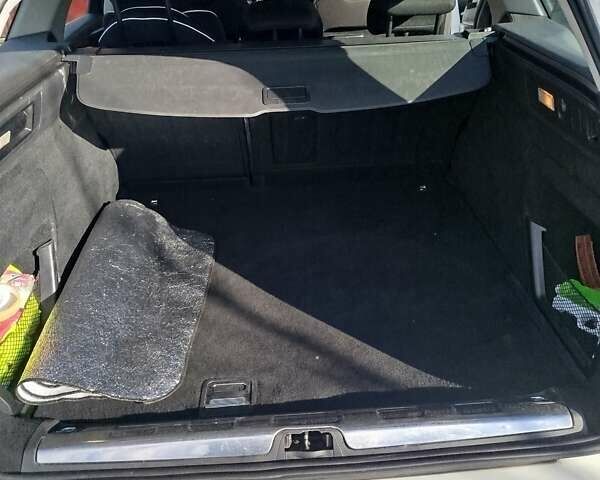 Сітроен С5 2011 у Львові на Automoto.ua Білий Сітроен С5, об'ємом двигуна 1.56 л та пробігом 256 тис. км за 7200 $, фото 7 на Automoto.ua