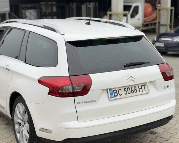 Білий Сітроен С5, об'ємом двигуна 2 л та пробігом 252 тис. км за 7150 $, фото 10 на Automoto.ua