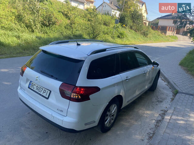 Ситроен С5 2011 в Львове на Automoto.ua Белый Ситроен С5, объемом двигателя 1.56 л и пробегом 285 тыс. км за 5750 $, фото 6 на Automoto.ua
