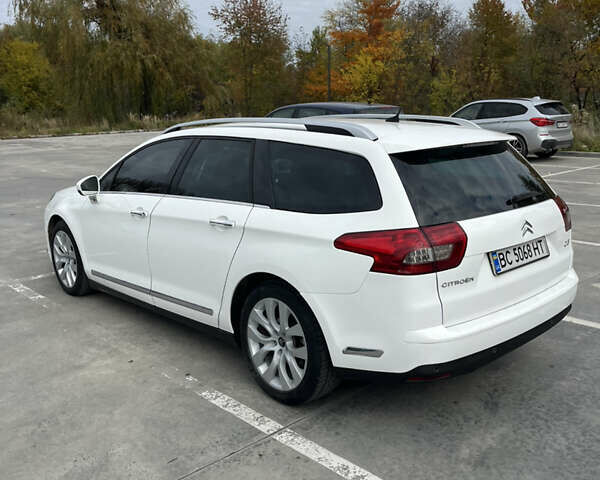 Белый Ситроен С5, объемом двигателя 2 л и пробегом 251 тыс. км за 7900 $, фото 5 на Automoto.ua