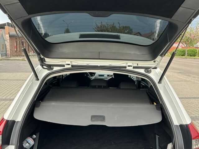 Белый Ситроен С5, объемом двигателя 1.6 л и пробегом 280 тыс. км за 5700 $, фото 6 на Automoto.ua