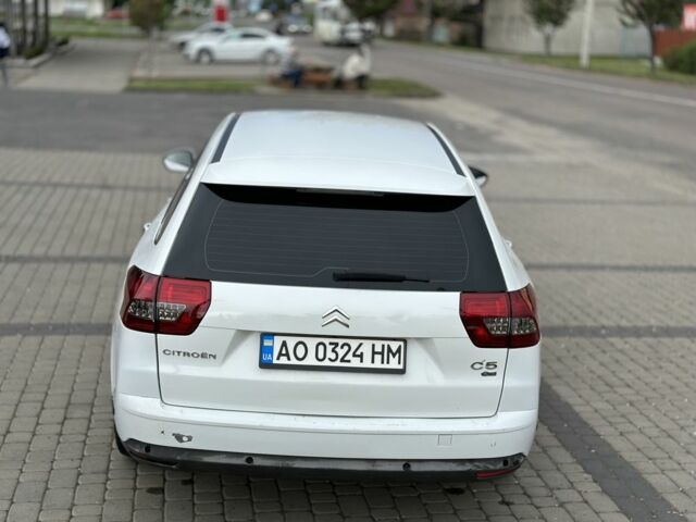 Белый Ситроен С5, объемом двигателя 1.6 л и пробегом 280 тыс. км за 5700 $, фото 4 на Automoto.ua