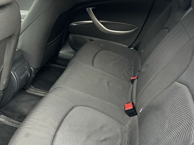 Белый Ситроен С5, объемом двигателя 1.6 л и пробегом 280 тыс. км за 5700 $, фото 7 на Automoto.ua