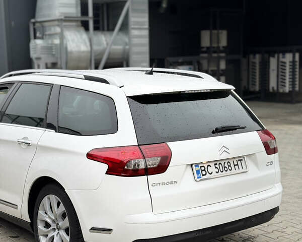 Білий Сітроен С5, об'ємом двигуна 2 л та пробігом 252 тис. км за 7150 $, фото 9 на Automoto.ua