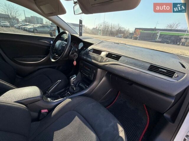 Белый Ситроен С5, объемом двигателя 1.6 л и пробегом 283 тыс. км за 5800 $, фото 16 на Automoto.ua