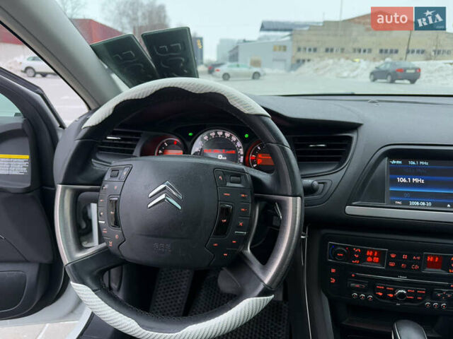 Білий Сітроен С5, об'ємом двигуна 2 л та пробігом 192 тис. км за 6999 $, фото 48 на Automoto.ua