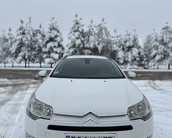Белый Ситроен С5, объемом двигателя 1.6 л и пробегом 347 тыс. км за 7000 $, фото 6 на Automoto.ua