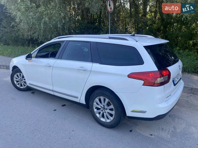 Ситроен С5 2011 в Львове на Automoto.ua Белый Ситроен С5, объемом двигателя 1.56 л и пробегом 285 тыс. км за 5750 $, фото 3 на Automoto.ua