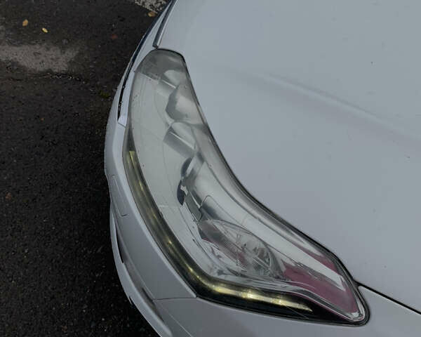 Білий Сітроен С5, об'ємом двигуна 2 л та пробігом 199 тис. км за 7300 $, фото 42 на Automoto.ua