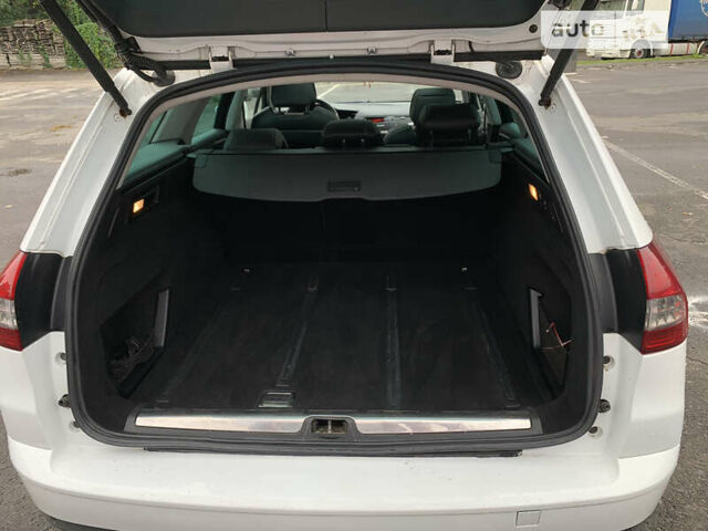 Білий Сітроен С5, об'ємом двигуна 2 л та пробігом 199 тис. км за 7300 $, фото 14 на Automoto.ua