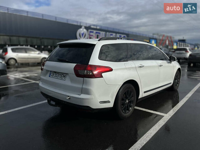 Сітроен С5 2013 у Чернігові на Automoto.ua Білий Сітроен С5, об'ємом двигуна 1.56 л та пробігом 243 тис. км за 7200 $, фото 3 на Automoto.ua