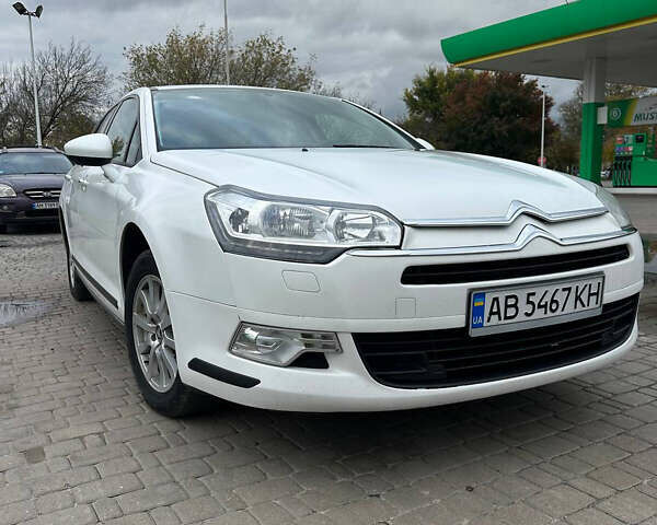 Белый Ситроен С5, объемом двигателя 1.56 л и пробегом 346 тыс. км за 6100 $, фото 4 на Automoto.ua