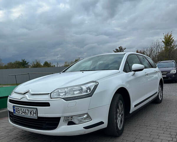 Белый Ситроен С5, объемом двигателя 1.56 л и пробегом 346 тыс. км за 6100 $, фото 3 на Automoto.ua