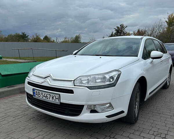 Белый Ситроен С5, объемом двигателя 1.56 л и пробегом 346 тыс. км за 6100 $, фото 2 на Automoto.ua