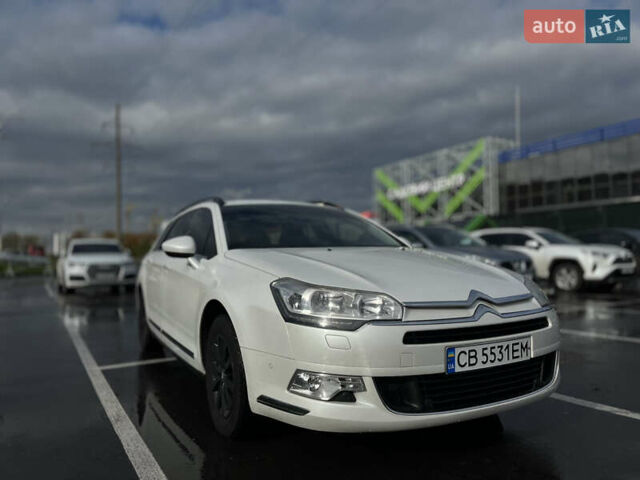 Сітроен С5 2013 у Чернігові на Automoto.ua Білий Сітроен С5, об'ємом двигуна 1.56 л та пробігом 243 тис. км за 7200 $, фото 5 на Automoto.ua