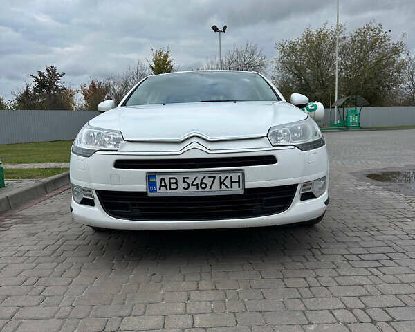 Белый Ситроен С5, объемом двигателя 1.56 л и пробегом 346 тыс. км за 6100 $, фото 1 на Automoto.ua