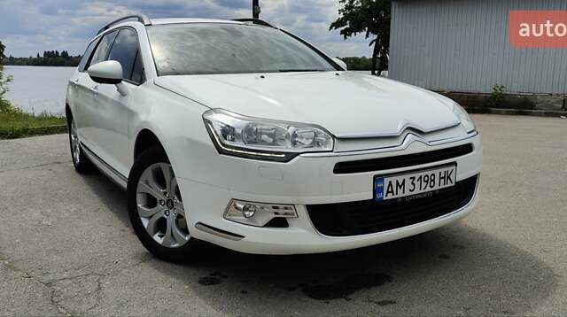 Белый Ситроен С5, объемом двигателя 2 л и пробегом 219 тыс. км за 8299 $, фото 1 на Automoto.ua