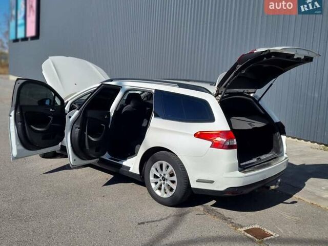 Белый Ситроен С5, объемом двигателя 1.6 л и пробегом 345 тыс. км за 8600 $, фото 12 на Automoto.ua