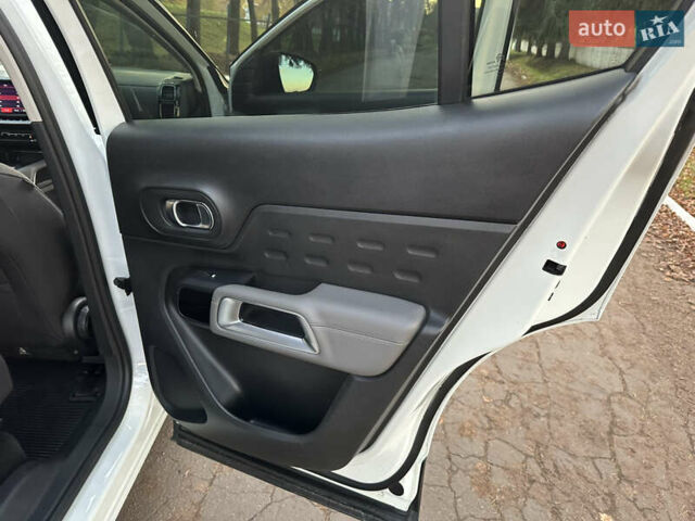 Білий Сітроен С5, об'ємом двигуна 1.5 л та пробігом 197 тис. км за 18700 $, фото 40 на Automoto.ua