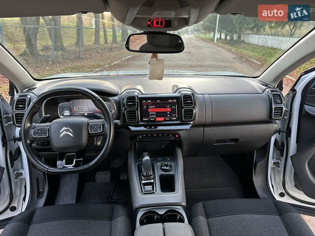 Білий Сітроен С5, об'ємом двигуна 1.5 л та пробігом 197 тис. км за 18700 $, фото 28 на Automoto.ua
