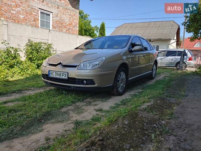 Бежевый Ситроен С5, объемом двигателя 2 л и пробегом 295 тыс. км за 5100 $, фото 2 на Automoto.ua
