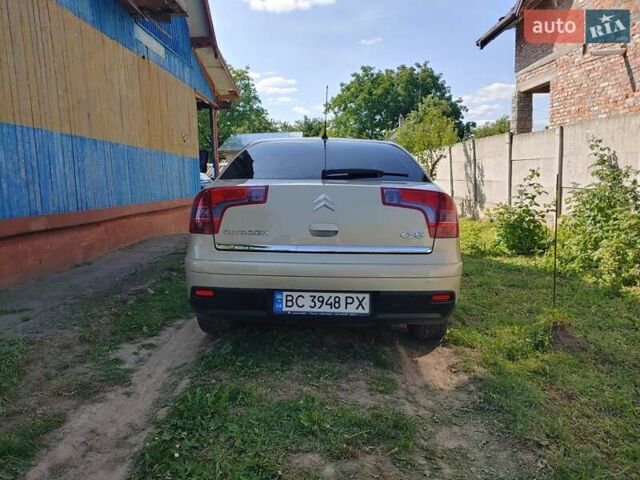Бежевый Ситроен С5, объемом двигателя 2 л и пробегом 295 тыс. км за 5100 $, фото 5 на Automoto.ua