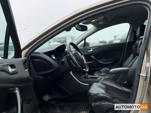 Бежевий Сітроен С5, об'ємом двигуна 2.7 л та пробігом 336 тис. км за 7790 $, фото 12 на Automoto.ua