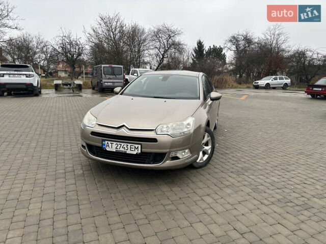 Бежевый Ситроен С5, объемом двигателя 2 л и пробегом 214 тыс. км за 5600 $, фото 4 на Automoto.ua