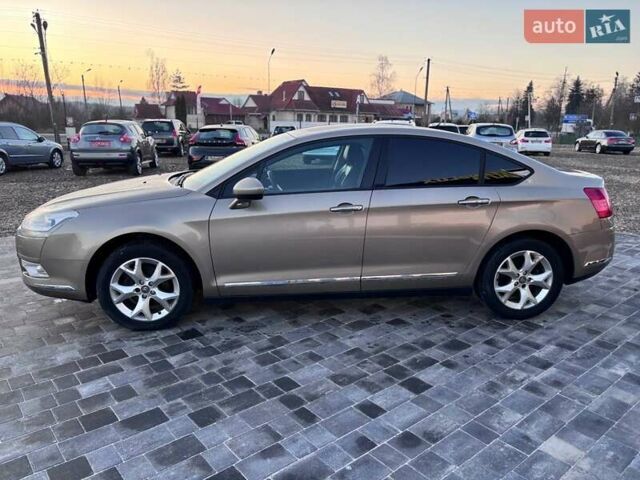 Бежевый Ситроен С5, объемом двигателя 2 л и пробегом 213 тыс. км за 5499 $, фото 4 на Automoto.ua