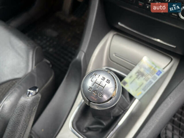 Бежевый Ситроен С5, объемом двигателя 2 л и пробегом 214 тыс. км за 5600 $, фото 19 на Automoto.ua