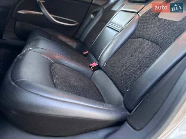 Бежевый Ситроен С5, объемом двигателя 2 л и пробегом 213 тыс. км за 5499 $, фото 18 на Automoto.ua