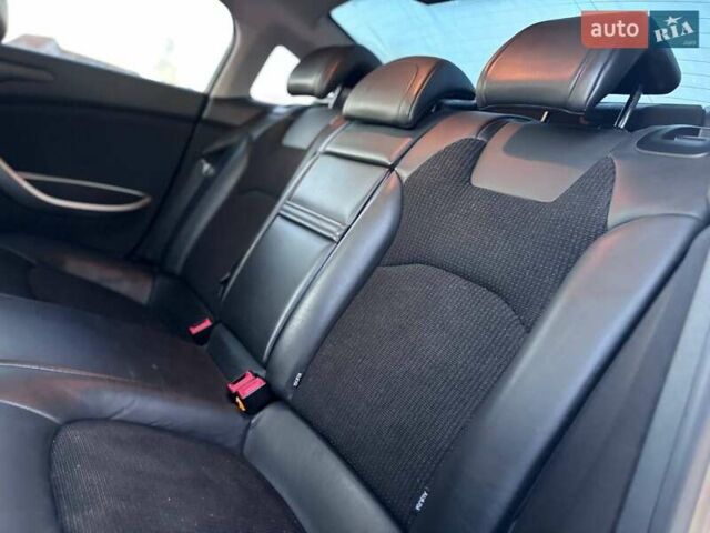 Бежевый Ситроен С5, объемом двигателя 2 л и пробегом 213 тыс. км за 5499 $, фото 20 на Automoto.ua