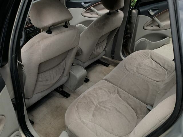 Бежевый Ситроен С5, объемом двигателя 2 л и пробегом 375 тыс. км за 3200 $, фото 8 на Automoto.ua