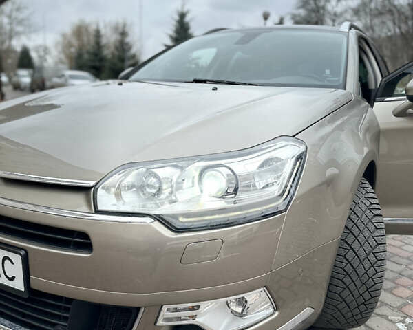 Бежевий Сітроен С5, об'ємом двигуна 2 л та пробігом 150 тис. км за 11300 $, фото 37 на Automoto.ua