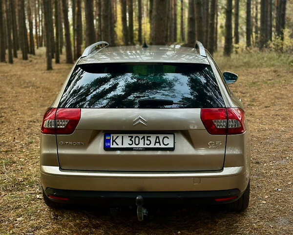 Бежевый Ситроен С5, объемом двигателя 2 л и пробегом 168 тыс. км за 10500 $, фото 7 на Automoto.ua