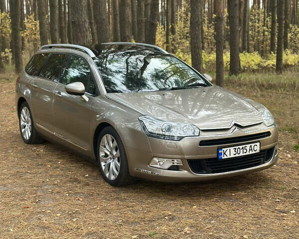 Бежевый Ситроен С5, объемом двигателя 2 л и пробегом 168 тыс. км за 10500 $, фото 5 на Automoto.ua