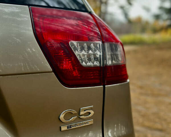 Бежевый Ситроен С5, объемом двигателя 2 л и пробегом 168 тыс. км за 10500 $, фото 33 на Automoto.ua