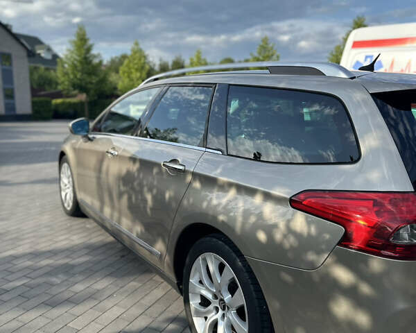 Бежевий Сітроен С5, об'ємом двигуна 2 л та пробігом 159 тис. км за 10900 $, фото 12 на Automoto.ua