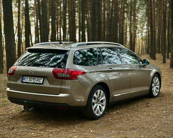 Бежевый Ситроен С5, объемом двигателя 2 л и пробегом 168 тыс. км за 10500 $, фото 9 на Automoto.ua