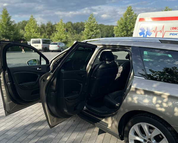 Бежевий Сітроен С5, об'ємом двигуна 2 л та пробігом 159 тис. км за 10900 $, фото 15 на Automoto.ua