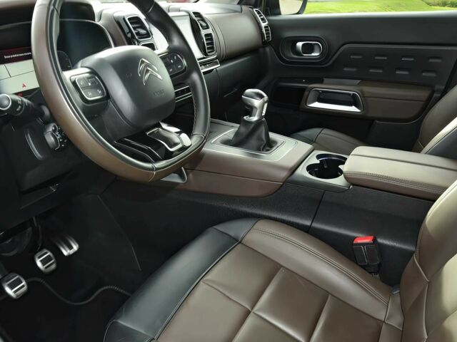 Бежевий Сітроен С5, об'ємом двигуна 1.5 л та пробігом 49 тис. км за 9500 $, фото 6 на Automoto.ua