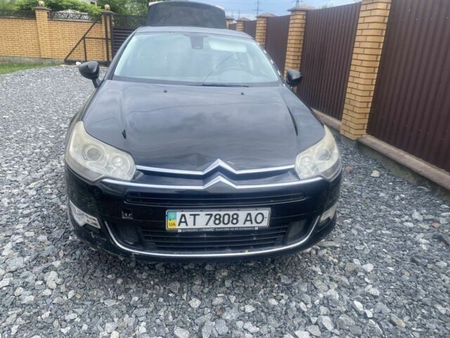 Чорний Сітроен С5, об'ємом двигуна 2.2 л та пробігом 230 тис. км за 4500 $, фото 3 на Automoto.ua