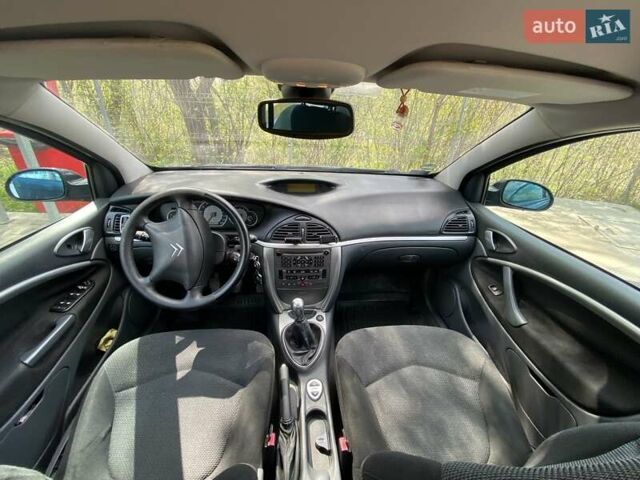 Чорний Сітроен С5, об'ємом двигуна 1.7 л та пробігом 202 тис. км за 4600 $, фото 8 на Automoto.ua