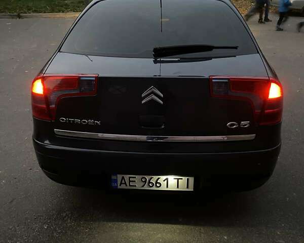 Ситроен С5 2005 в Броварах на Automoto.ua Черный Ситроен С5, объемом двигателя 2 л и пробегом 240 тыс. км за 3750 $, фото 4 на Automoto.ua