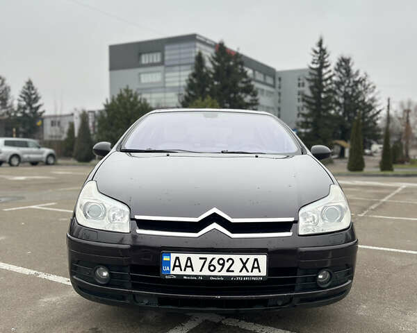 Черный Ситроен С5, объемом двигателя 2 л и пробегом 365 тыс. км за 4299 $, фото 1 на Automoto.ua