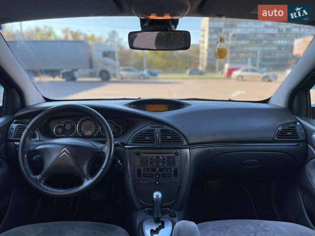 Сітроен С5 2006 у Києві на Automoto.ua Чорний Сітроен С5, об'ємом двигуна 2 л та пробігом 280 тис. км за 3200 $, фото 7 на Automoto.ua