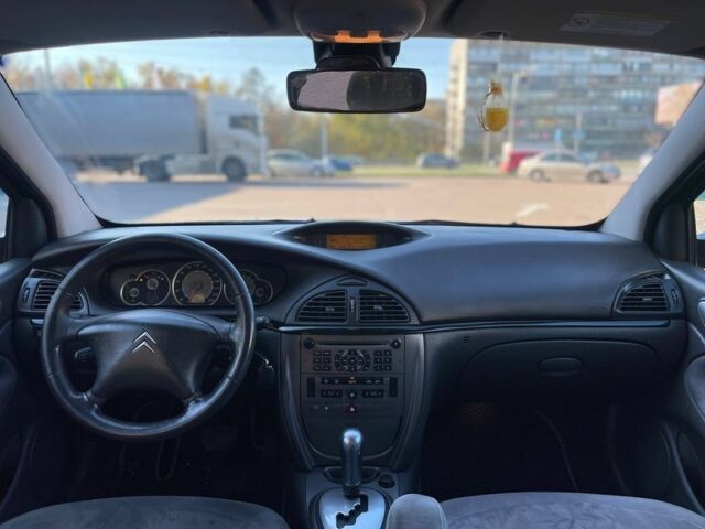 Сітроен С5 2006 у Києві на Automoto.ua Чорний Сітроен С5, об'ємом двигуна 2 л та пробігом 280 тис. км за 3200 $, фото 7 на Automoto.ua